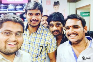 Tanu Vachenanta Movie Team At South India Shopping Mall Vijayawada